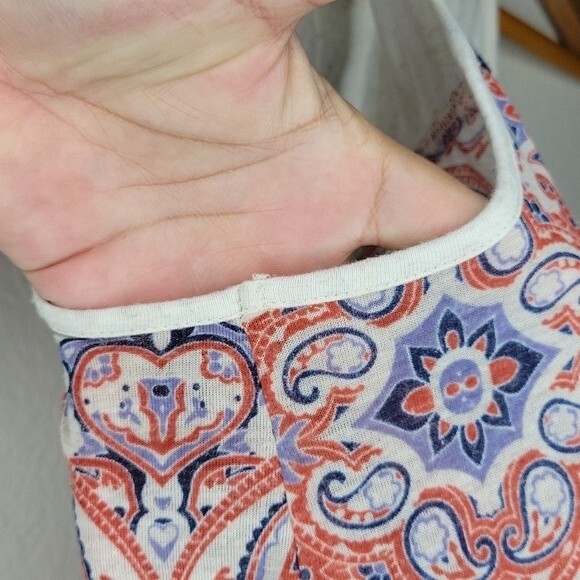 XHILARATION Colorful Racerback Keyhole Button Loose Fit Tank Top size M - Picture 12 of 14